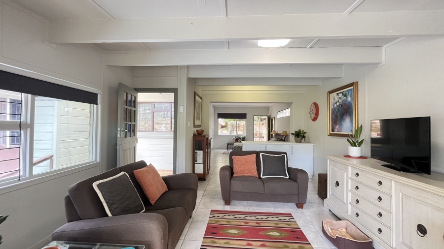 3 Bedroom Property for Sale in Glencairn Western Cape